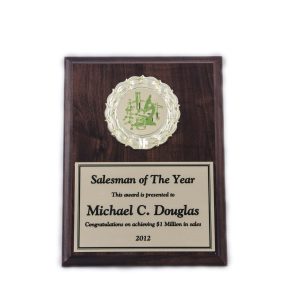 7'' x 9'' oak wood plaque with resin