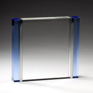 6.5'' x 6'' crystal square with blue sides